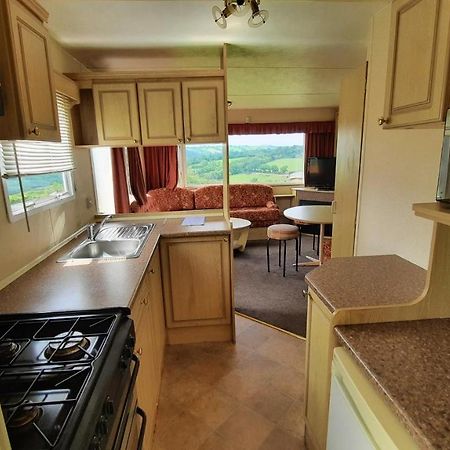 Grey Alders Villa Carmarthen Bagian luar foto